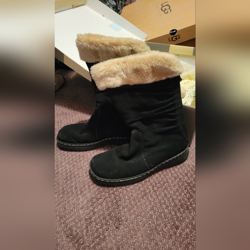 Bare Traps winter fur boots